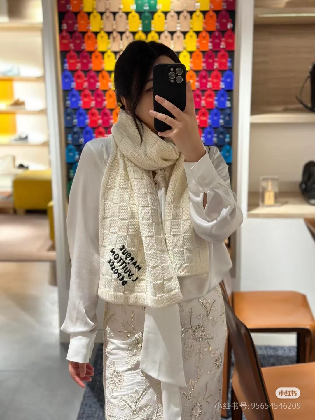 STYLE B