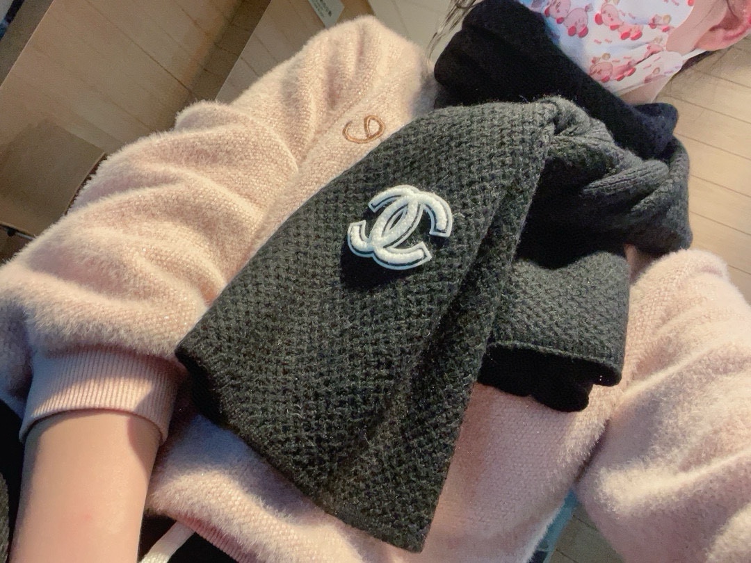 STYLE B