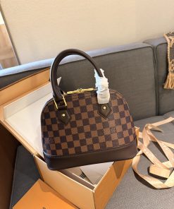 STYLE C