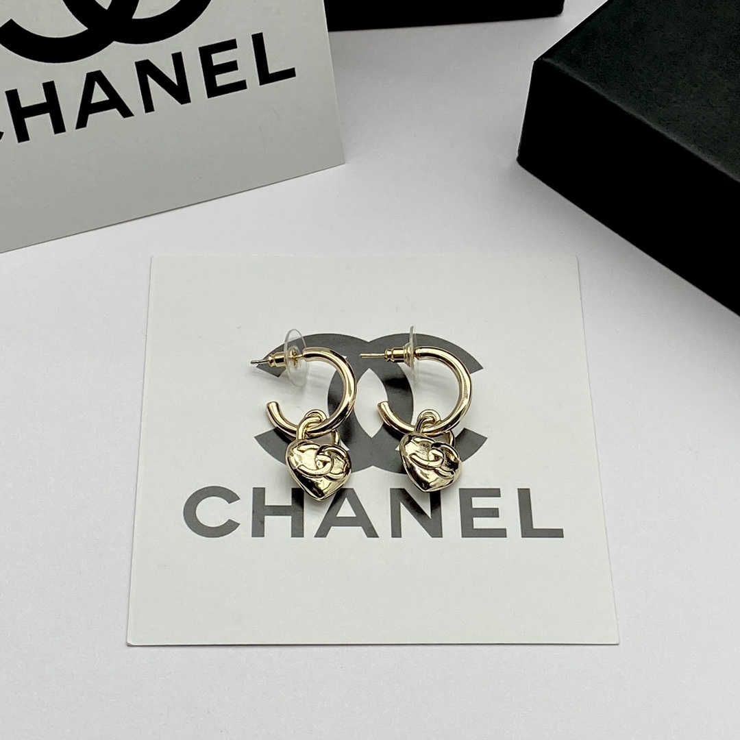 Earring