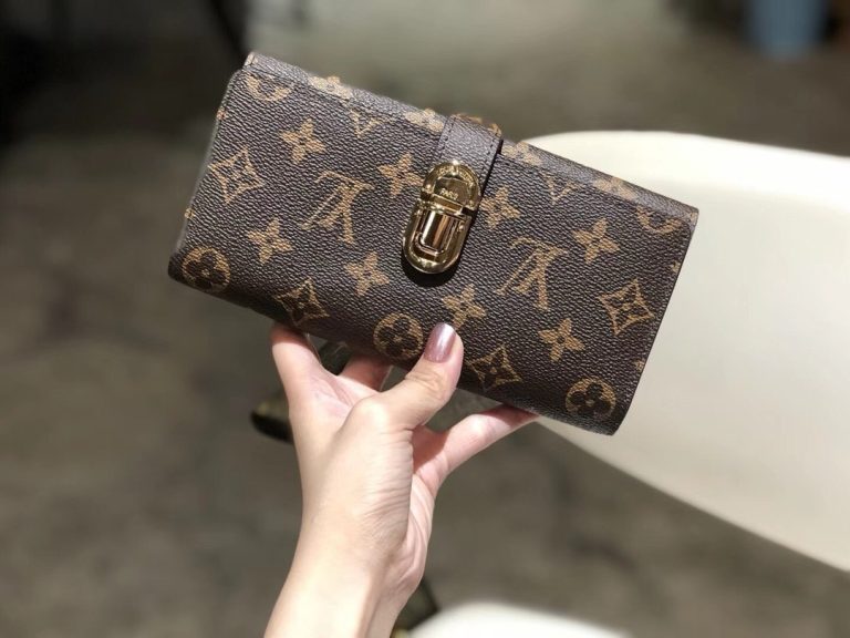Wallet & Card Holder